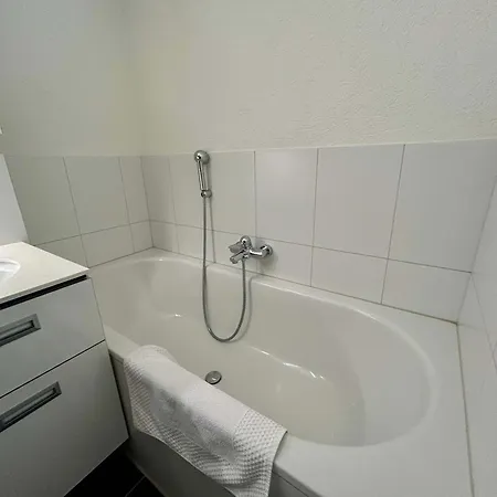 - Luxury Flat In Saanen