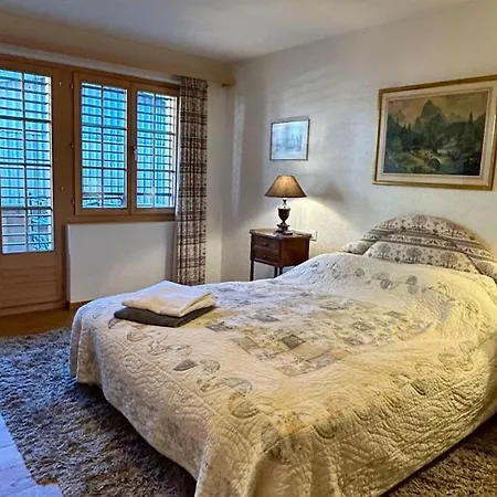 - Luxury Flat In Saanen Vakantiehuis Gstaad