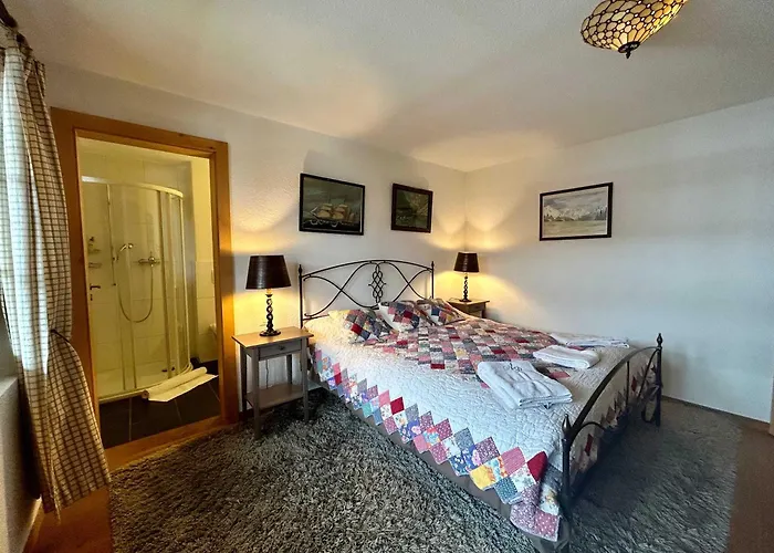 - Luxury Flat In Saanen *