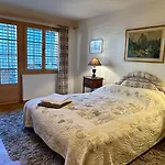 - Luxury Flat In Saanen 펜션 그슈타드